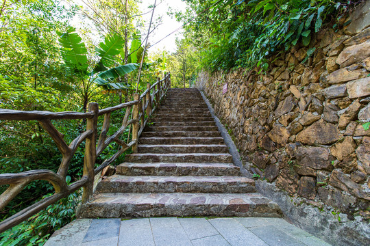 平南北帝山旅游风景区登山石阶