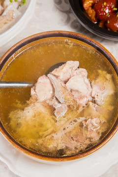 农家猪肉汤