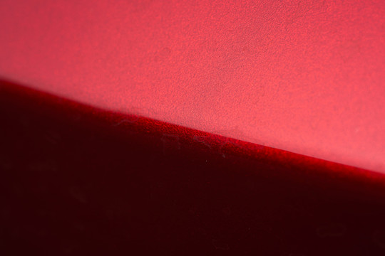 红色汽车钣金折角照