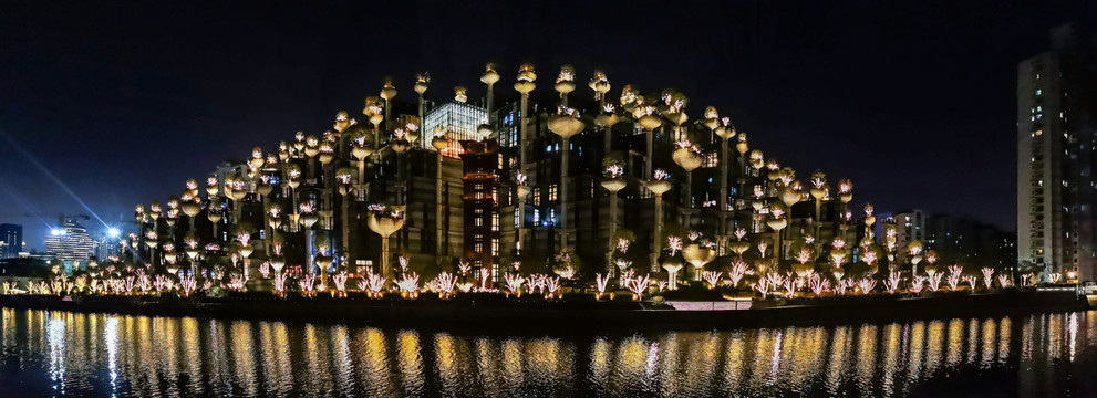 上海天安千树夜景全景