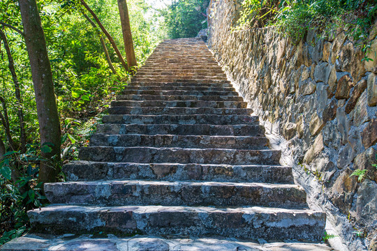 平南北帝山旅游风景区登山步梯