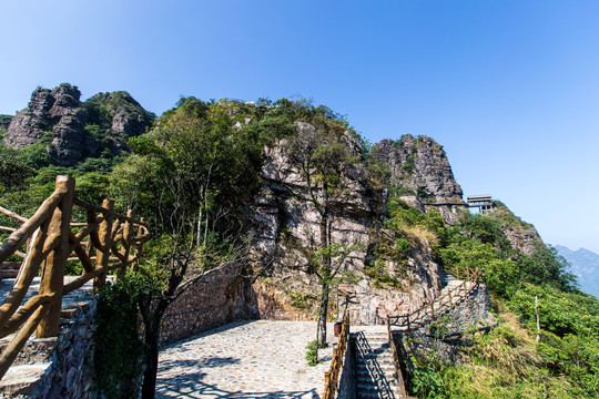 北帝山旅游风景区石桥山风光