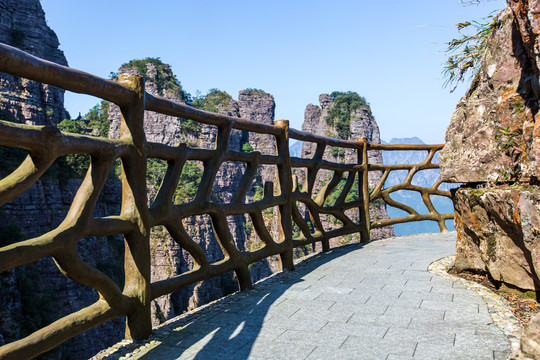 北帝山旅游风景区盘山栈道