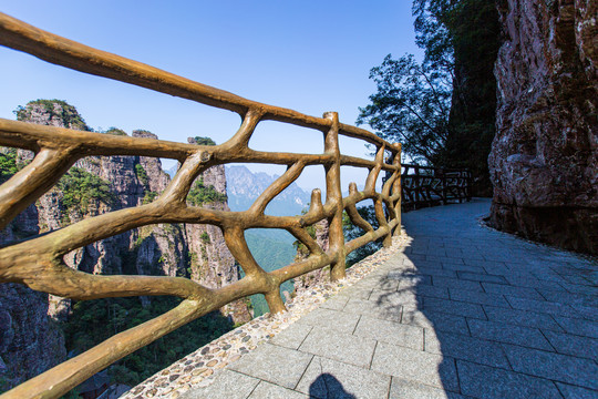 北帝山旅游风景区盘山栈道