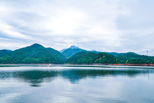 东白湖