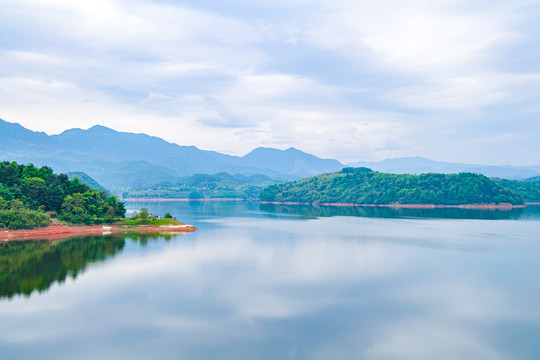 诸暨东白湖