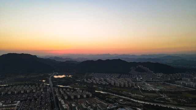 乡村航拍城市市区云彩晚霞