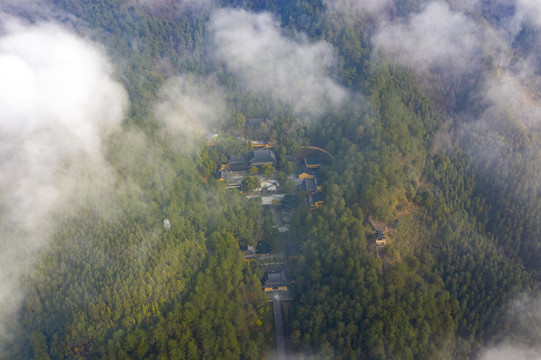 浙江杭州市建德古刹龙泉寺航拍