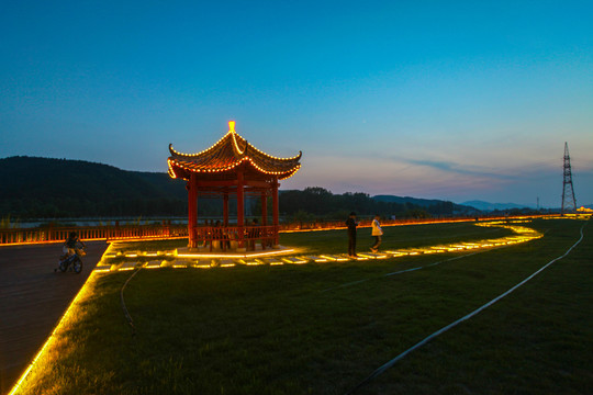 工厂园林广场夜景