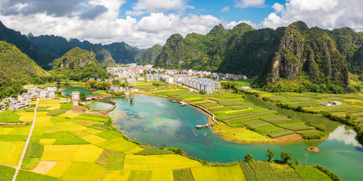 河池都安地下地质公园天窗群