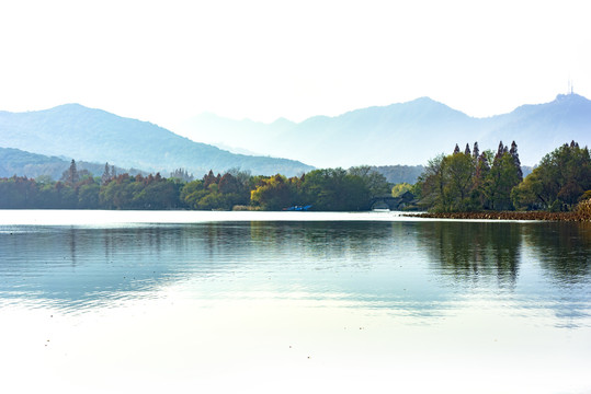 水墨西湖