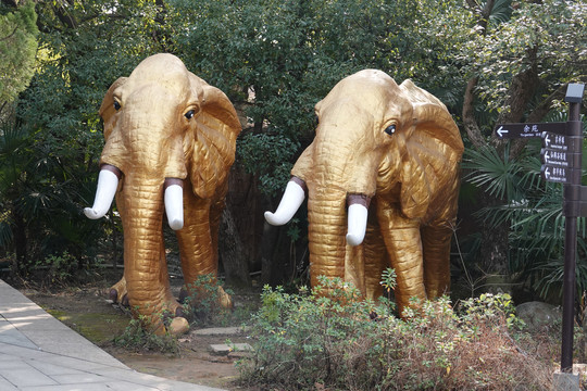 大象造型景观雕塑