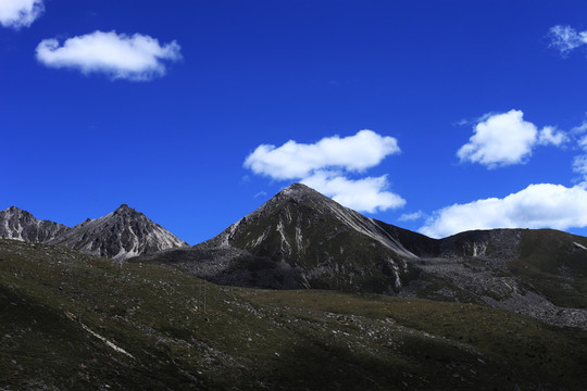 高原山峰