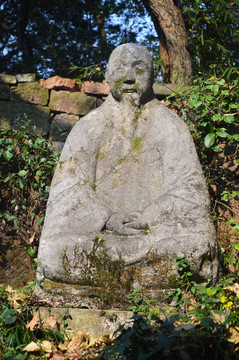 吳隱石像