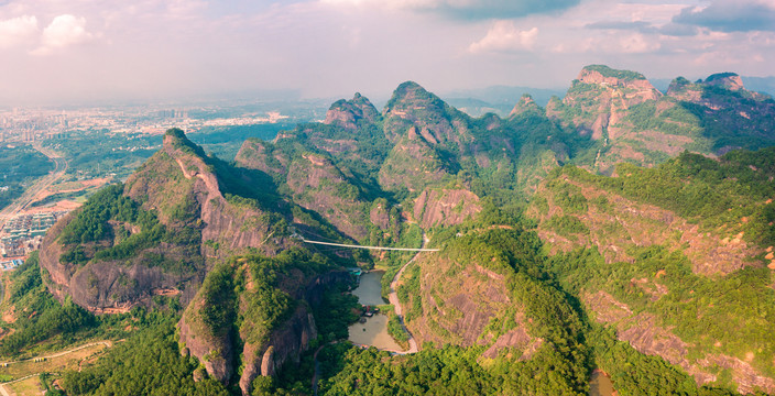 玉林都峤山风光