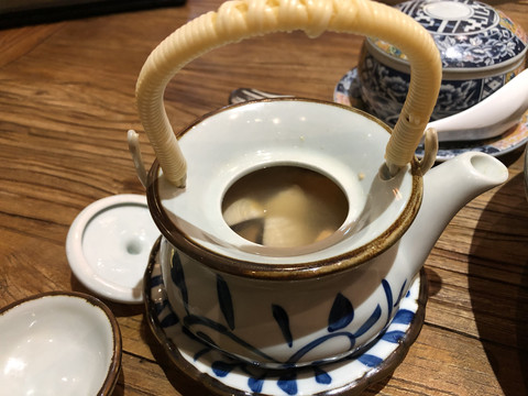 日料茶壶汤