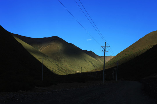 高原山川