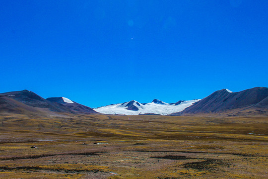 唐古拉山风光