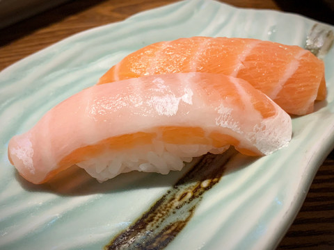 三文鱼手握寿司