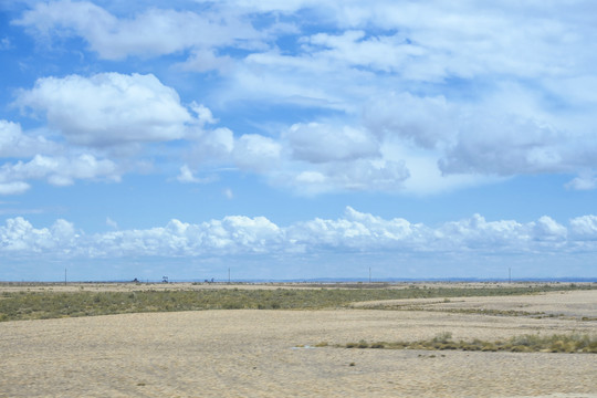 新疆大漠