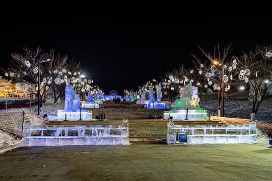 长春世界雕塑公园冰雪乐园夜景