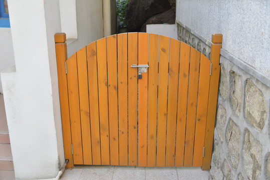 围栏门