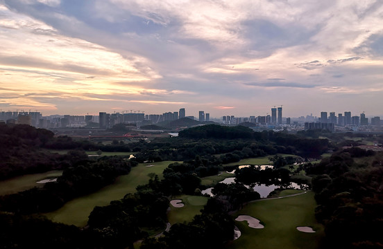 光明虹桥傍晚美景