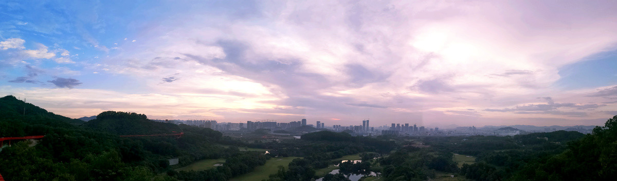 深圳光明虹桥傍晚景色全景