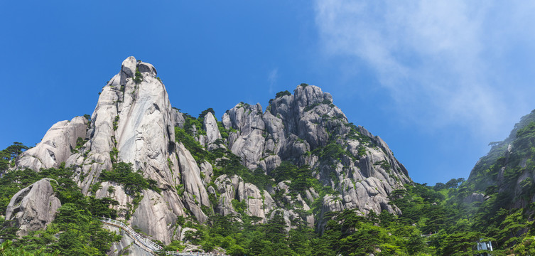 黄山奇峰怪石云海