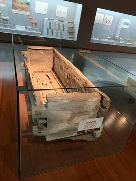 巫山博物馆展出的三峡悬棺