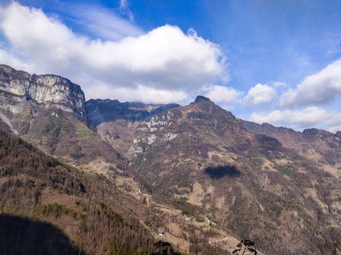 雪宝山