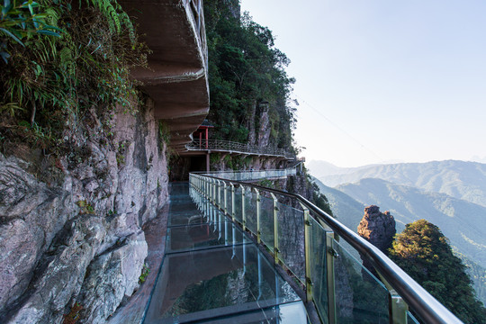 北帝山旅游风景区玻璃栈道