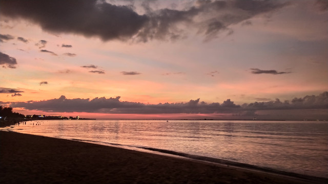 海边日出日落