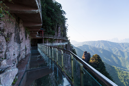 北帝山旅游风景区玻璃栈道