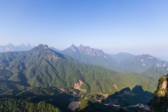 北帝山旅游风景区群山风光