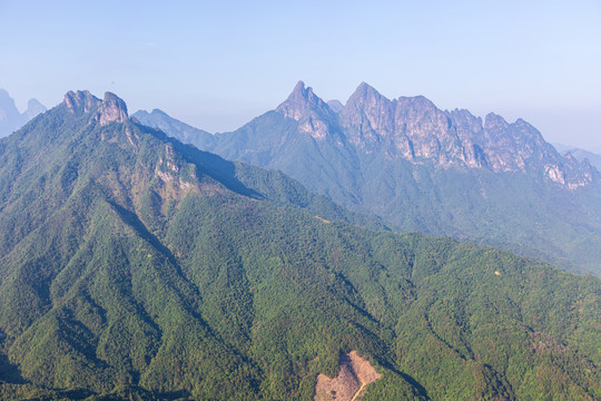 北帝山旅游风景区群山风光