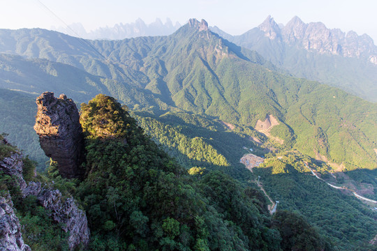 北帝山旅游风景区群山风光