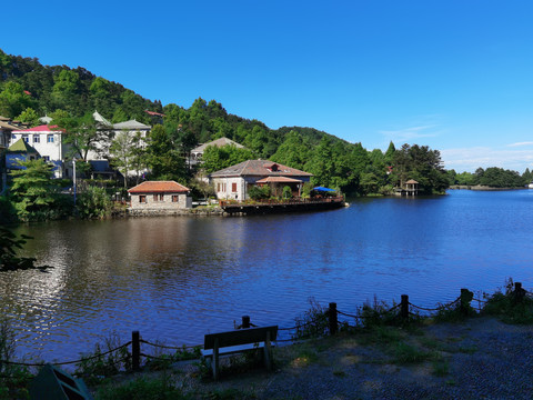 庐山如琴湖风光