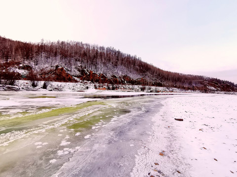 冰封激流河