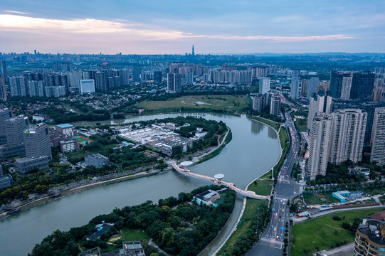 成都高新区江滩公园