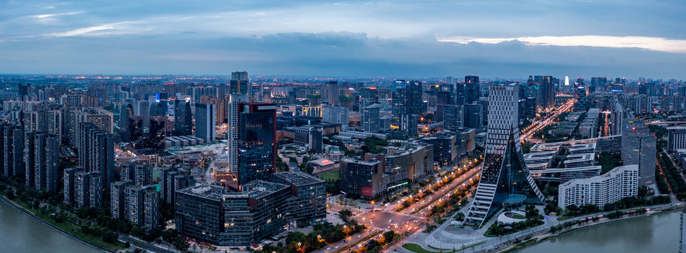 欧洲中心天府五街夜景全景图