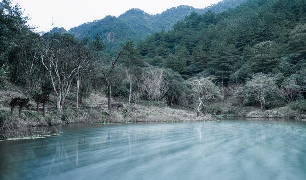 山清水秀