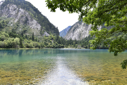 高山湖泊