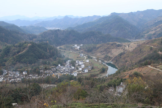 山中村