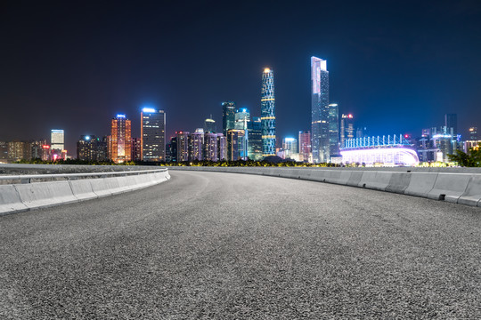 公路弯道和建筑景观夜景