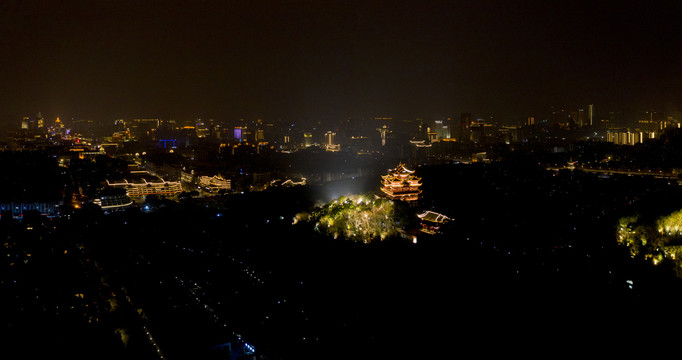 浙江杭州市吴山城隍阁航拍夜景