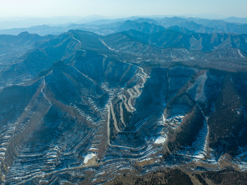 航拍山东潍坊青州仰天山