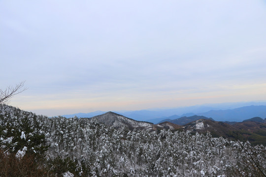 四明山雪景