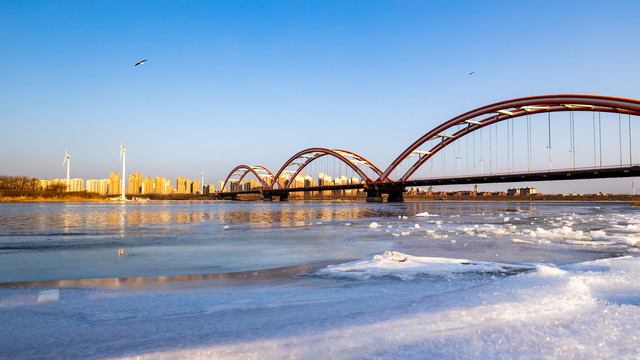 冬季彩虹大桥