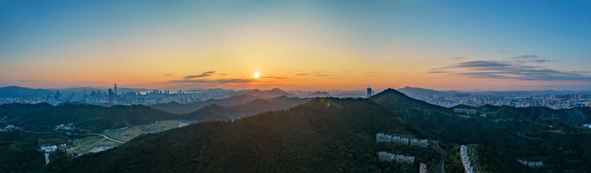 航拍布吉鸡公山